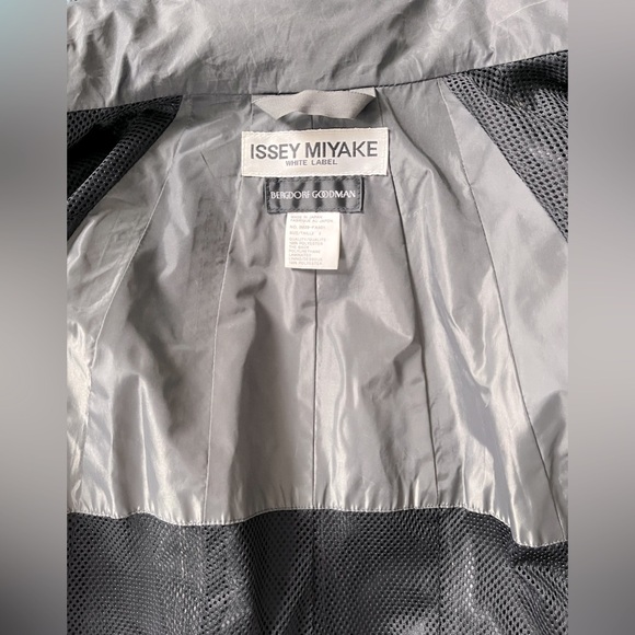 Issey Miyake Rain Parka - Picture 7 of 8